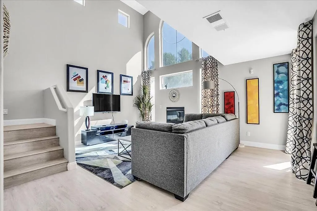 別荘 Gorgeous And Spacious Home! ラスベガス