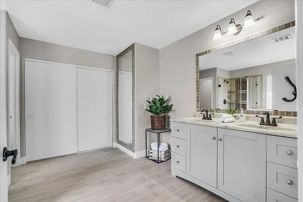 Gorgeous And Spacious Home! ラスベガス 別荘