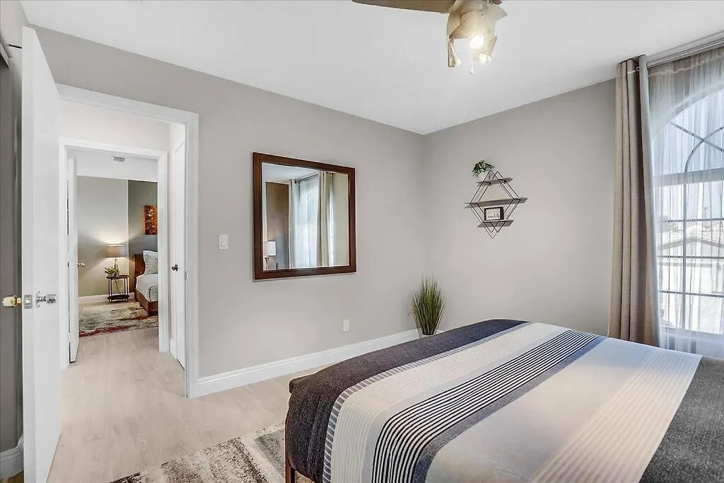 Gorgeous And Spacious Home! ラスベガス 米国