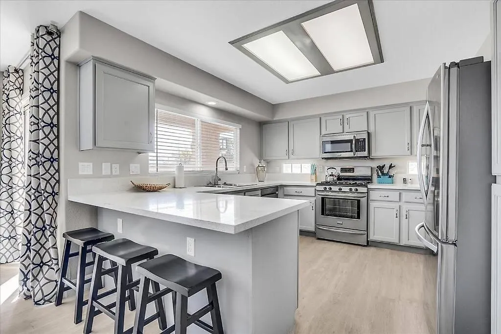 Gorgeous And Spacious Home! ラスベガス